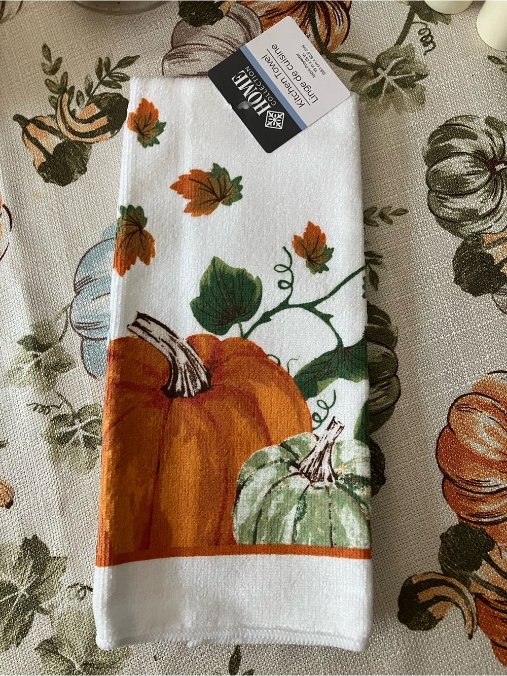 Home Collection Orange, Green & White Pumpkin Kitchen Towel